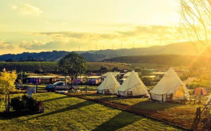Готель Kondee Cino Cafe & Glamping Кхао-Кхо Екстер'єр фото