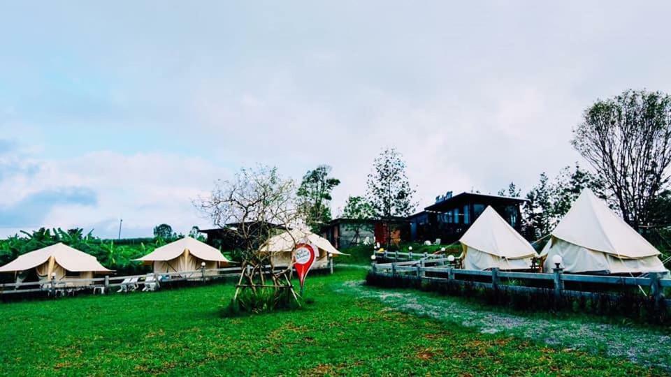 Готель Kondee Cino Cafe & Glamping Кхао-Кхо Екстер'єр фото