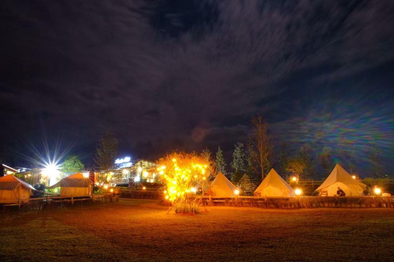 Готель Kondee Cino Cafe & Glamping Кхао-Кхо Екстер'єр фото