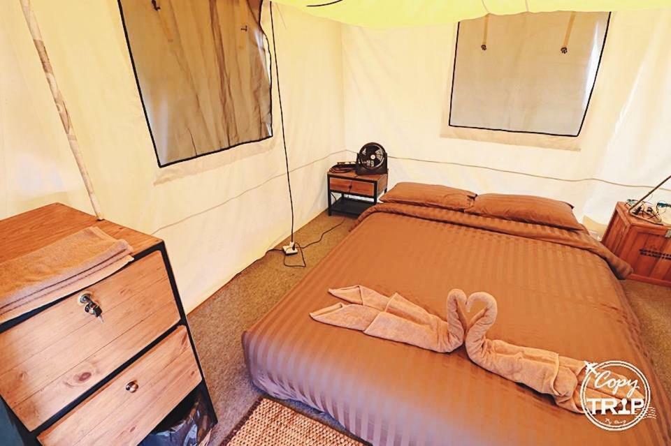 Готель Kondee Cino Cafe & Glamping Кхао-Кхо Екстер'єр фото