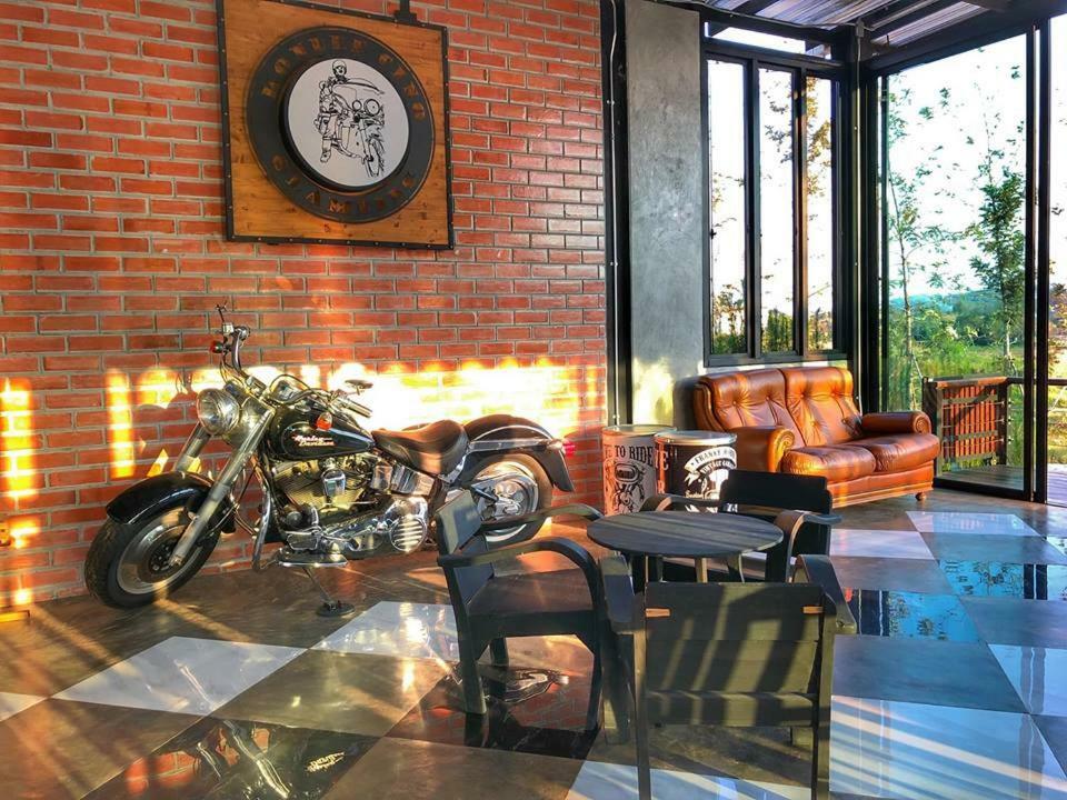 Готель Kondee Cino Cafe & Glamping Кхао-Кхо Екстер'єр фото