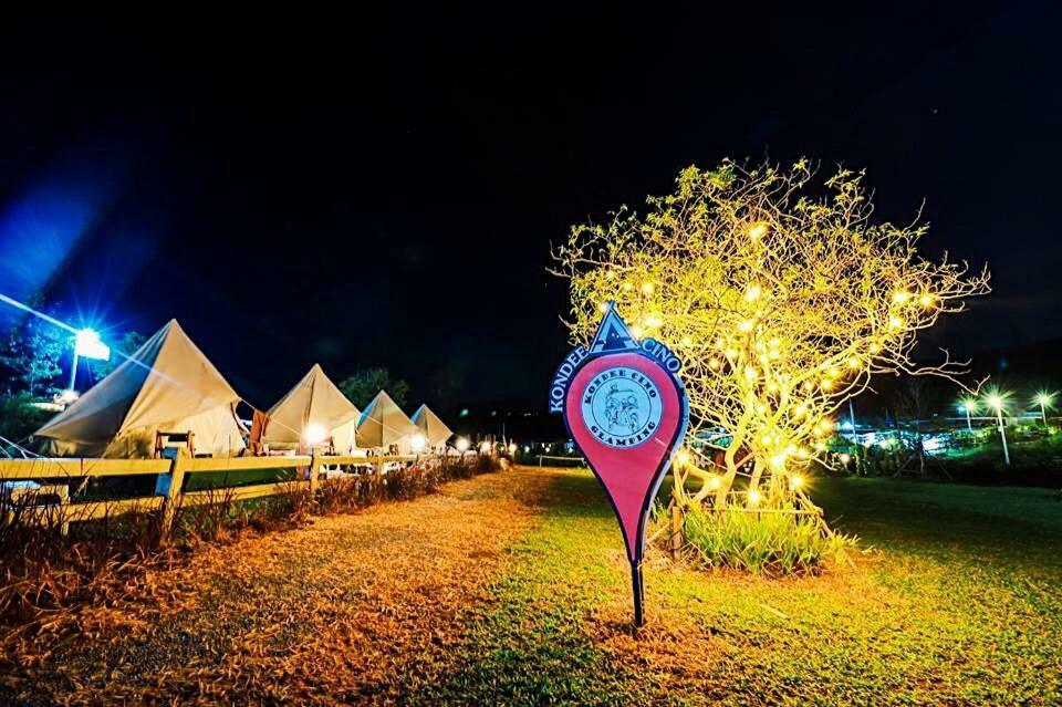 Готель Kondee Cino Cafe & Glamping Кхао-Кхо Екстер'єр фото