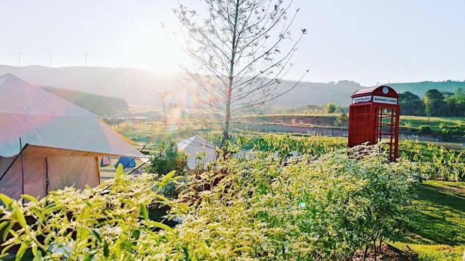 Готель Kondee Cino Cafe & Glamping Кхао-Кхо Екстер'єр фото